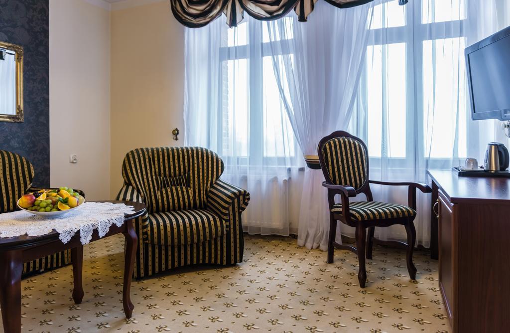 Zamek Gniew - Palac Marysienki Ngoại thất bức ảnh