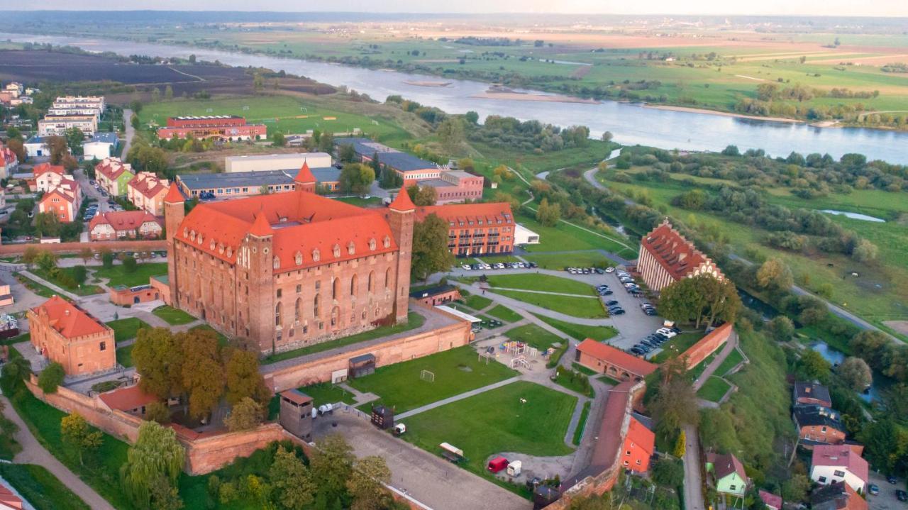 Zamek Gniew - Palac Marysienki Ngoại thất bức ảnh